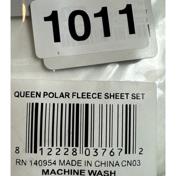 Bare Home Premium Polar Fleece Sheet Set - Queen Size - Fitted, Flat & 2 Cases - Picture 6 of 6